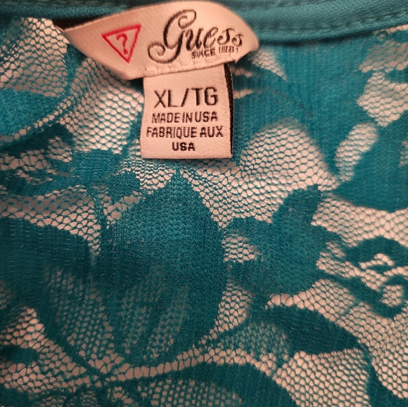 Guess top - Picture 2 of 2